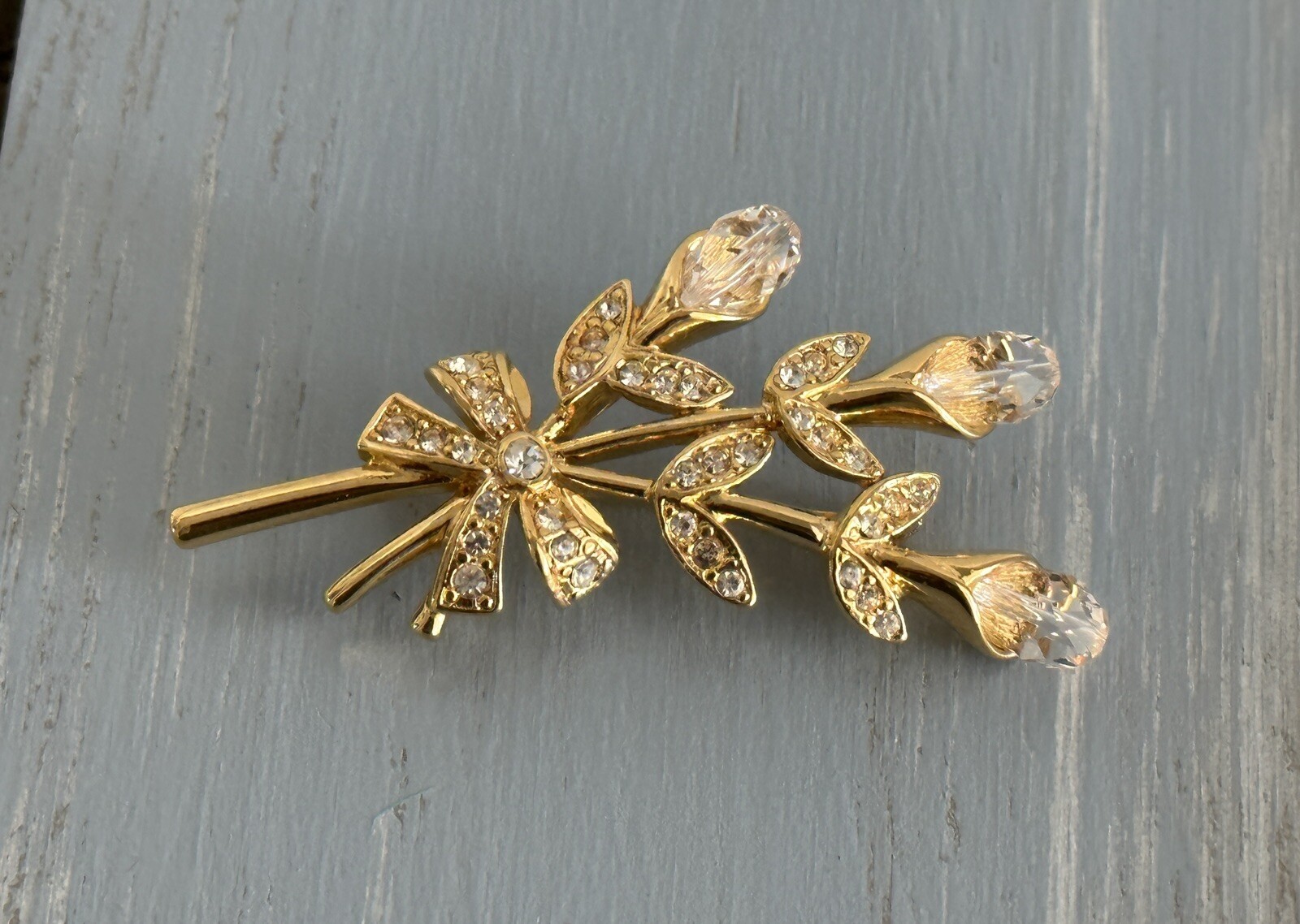 Stunning Monet Vintage Rhinestone & Crystal Brooch Floral Bouquet Design