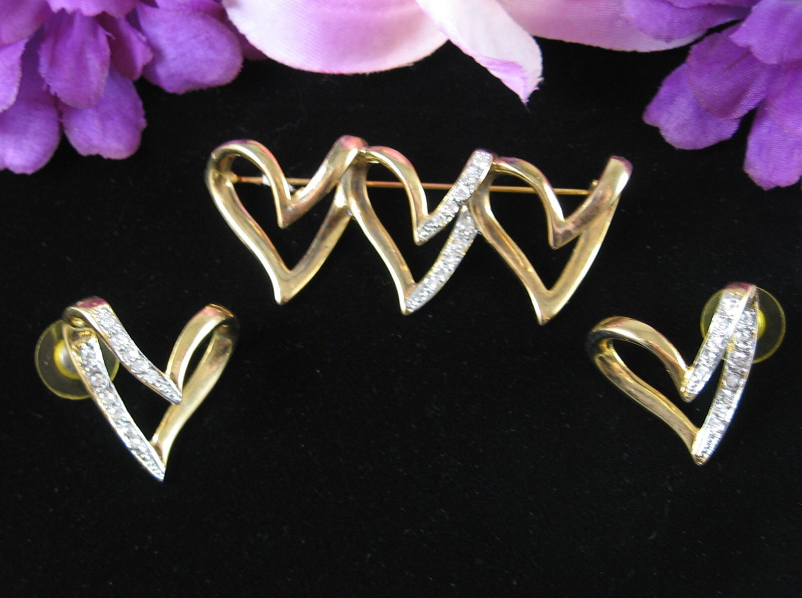 3/2 Rhinestone HEARTS Vintage PIN & EARRINGS Brooch Pierced Goldtone Silvertone