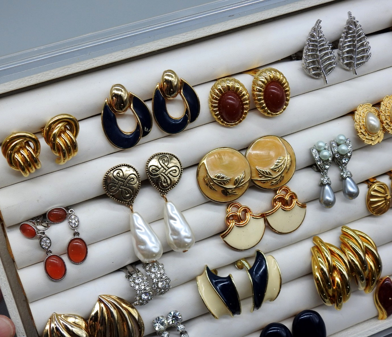Vintage Now Lot Chunky Statement Clip Earrings 80’s Costume Gold Tone Enamel