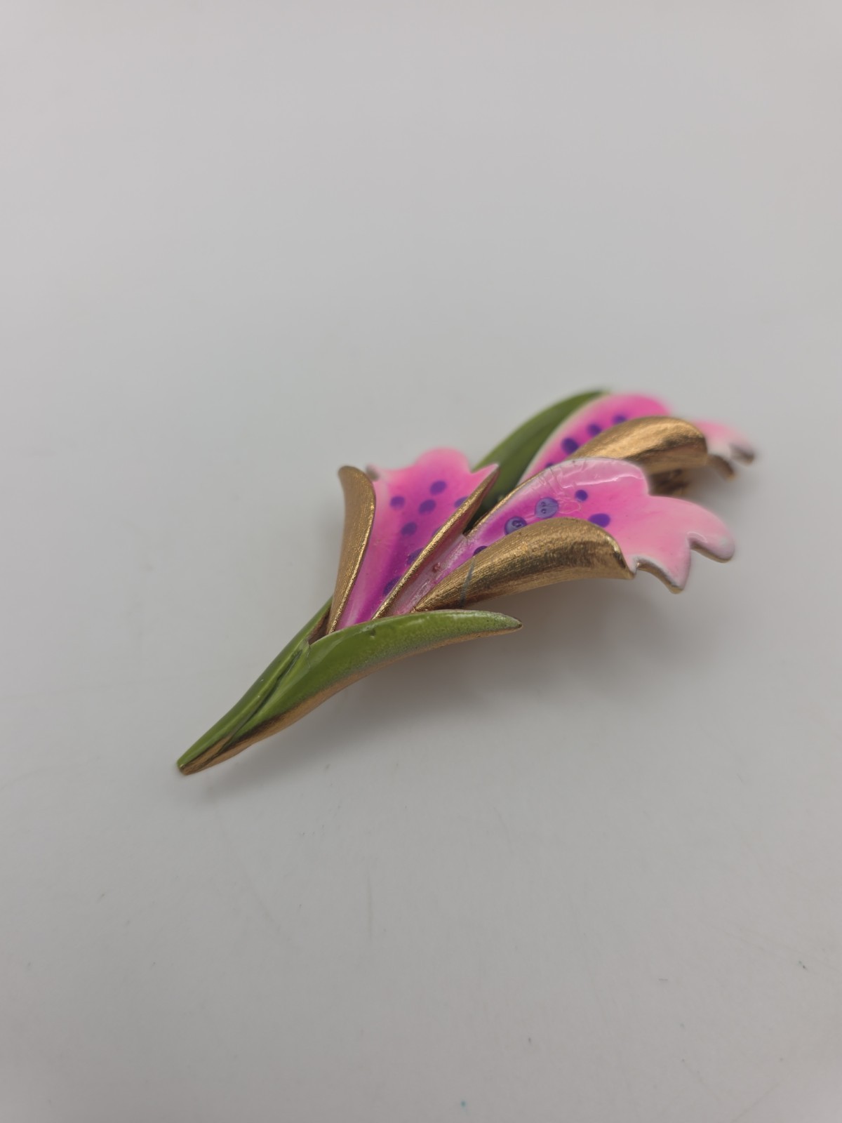 Vintage Corocraft Enameled Pink Purple Lily Orchid Retro Brooch Gold Tone Signed
