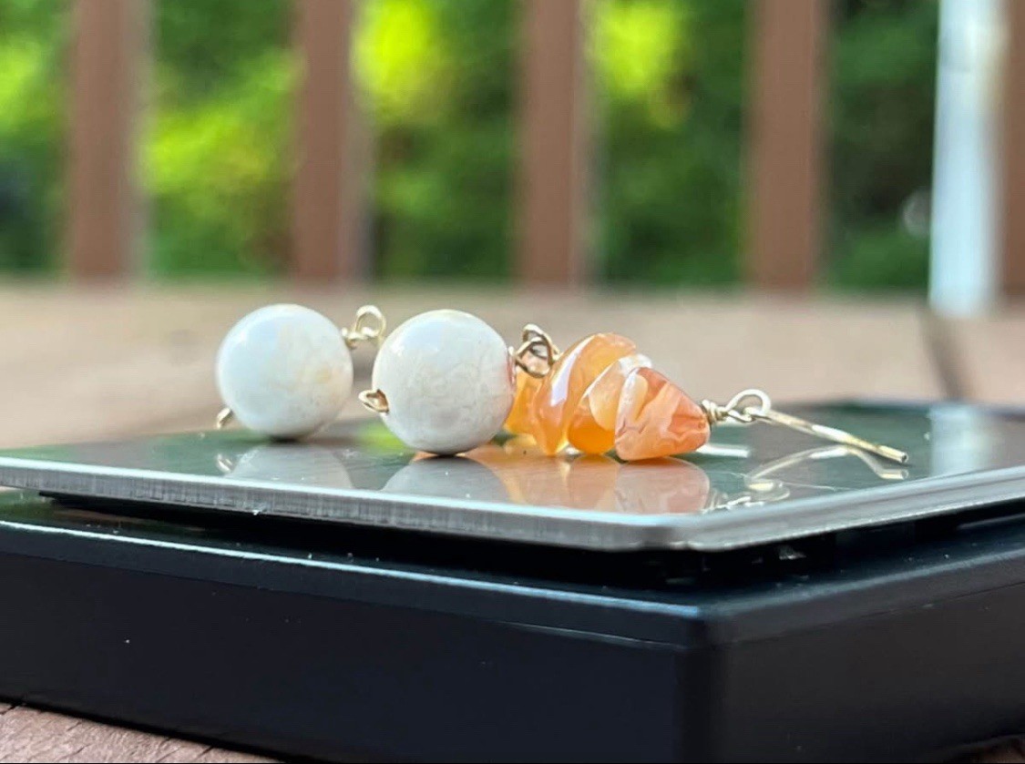 14K GF 🍊 Orange Cream Marble Dangle Gemstone Vintage Gold Filled Earrings