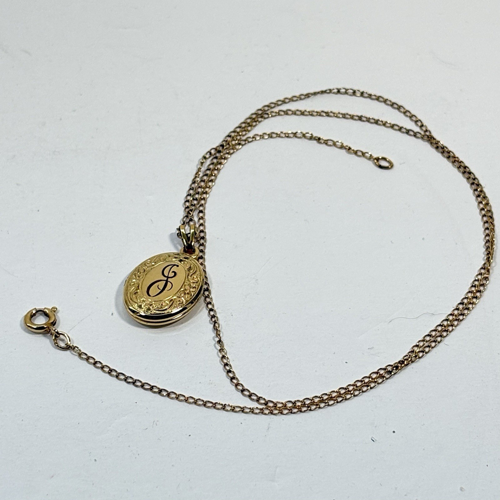 Vintage Gold Locket Pendant necklace Letter J 12k GF Gold Filled Chain 18″