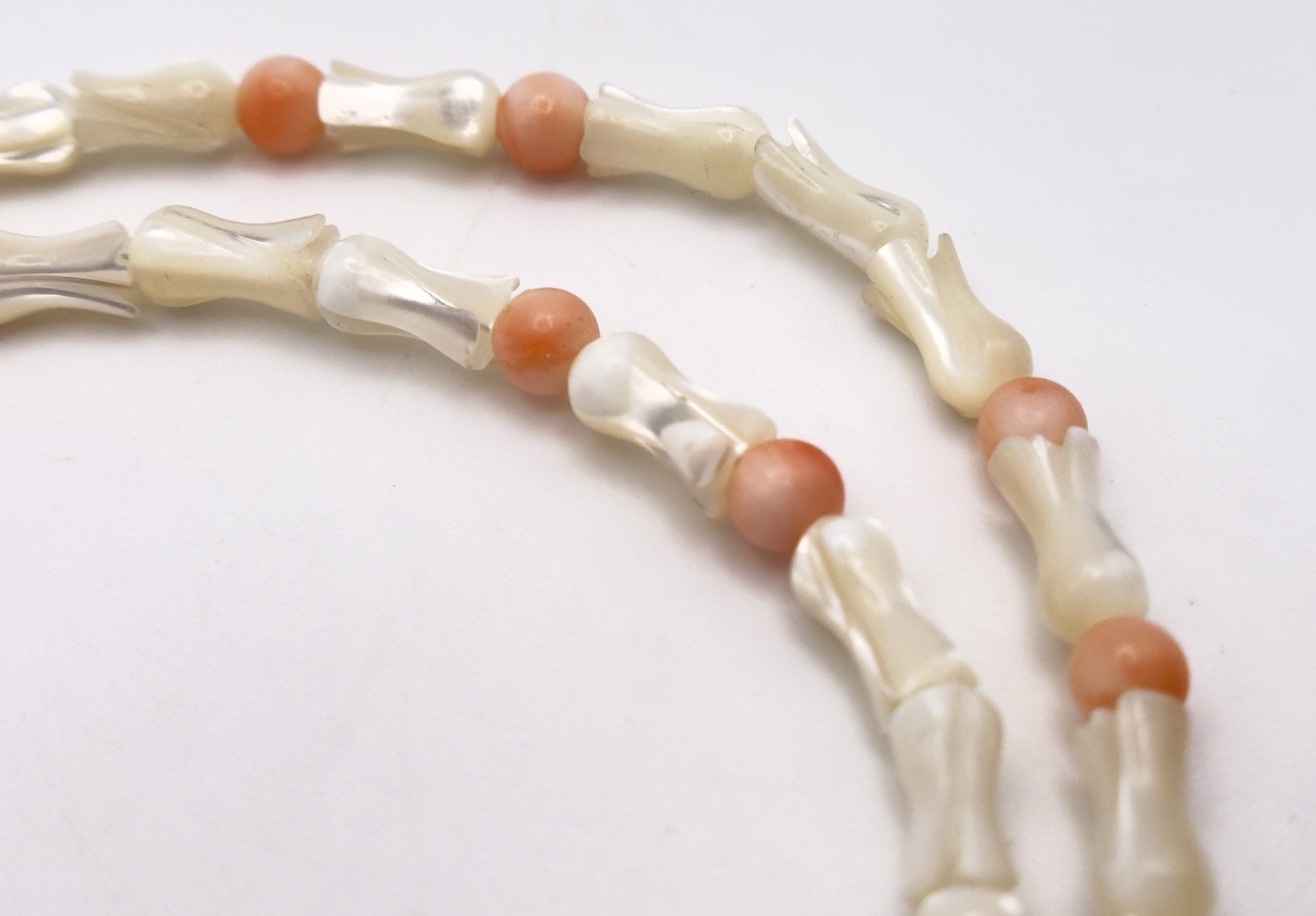 Vintage Angel Skin Coral Mother of Pearl Carved Tulips Necklace 16.5 in
