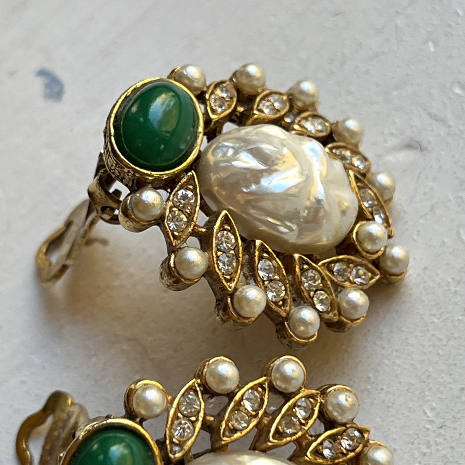 Vintage Faux Mabe & Many Pearls Green Glass Gripoix Cabochon Clip On Earrings