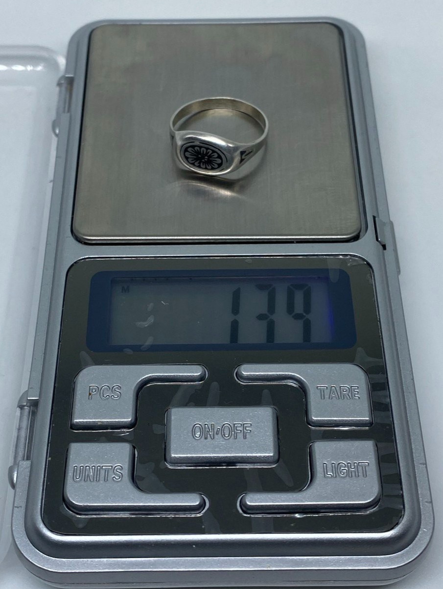 Rare vintage “Kubachi ” ring made of USSR silver. 875: Size 6 . Weight 1.39 g