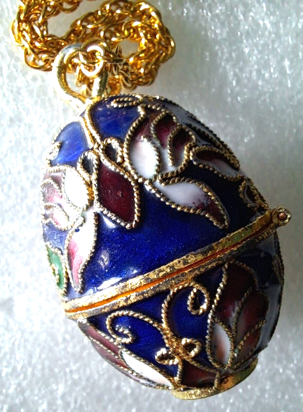 Vintage Cloisonne Egg POISON Necklace Egg Opens Butterfly Design RARE Beauty