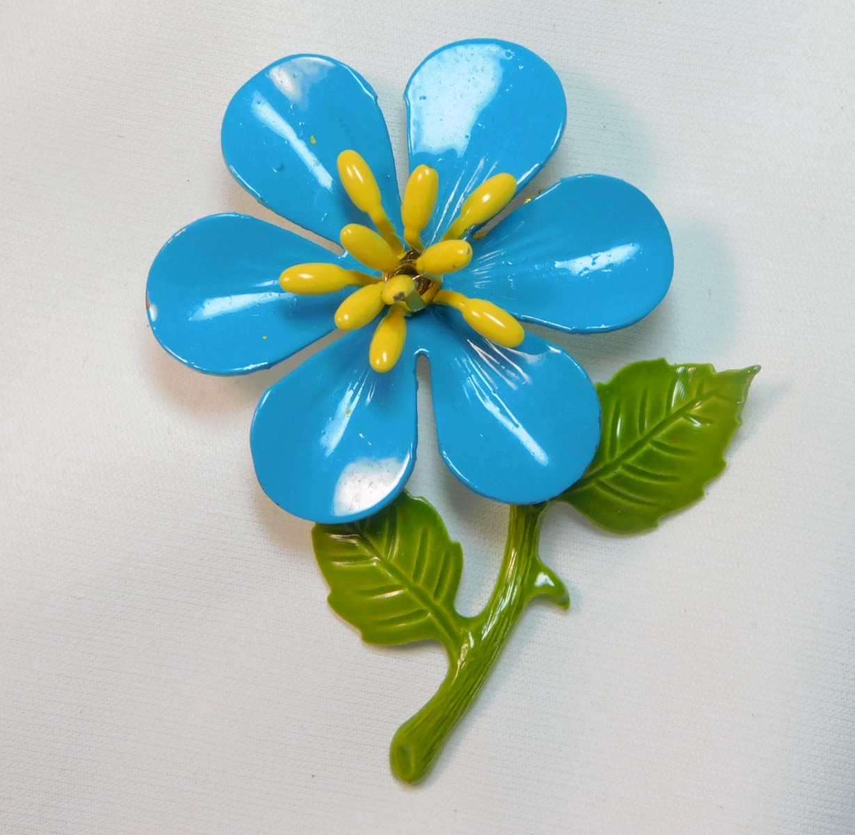 VINTAGE MOD RETRO BLUE ENAMEL METAL FLOWER DAISY BROOCH & EARRING SET✨
