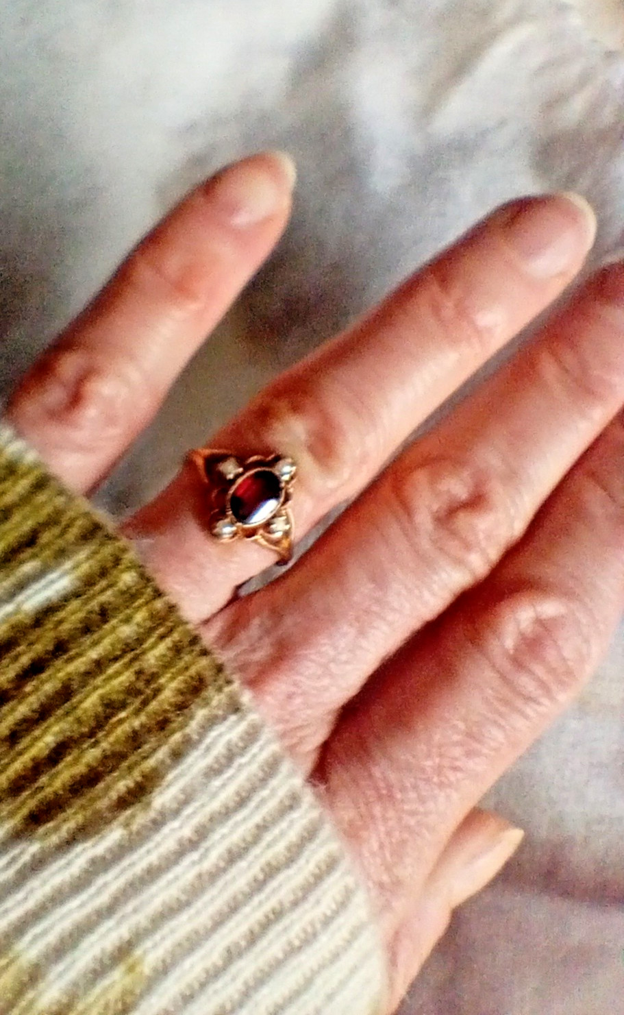 MARVELOUS ANTIQUE OSTBY BARTON 10K GOLD RED STONE SEED PEARL RING SZ 6.75 OB