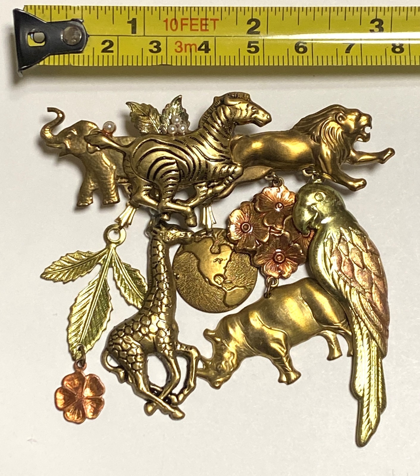 Vintage Lovely Safari Animal Dangling Brooch