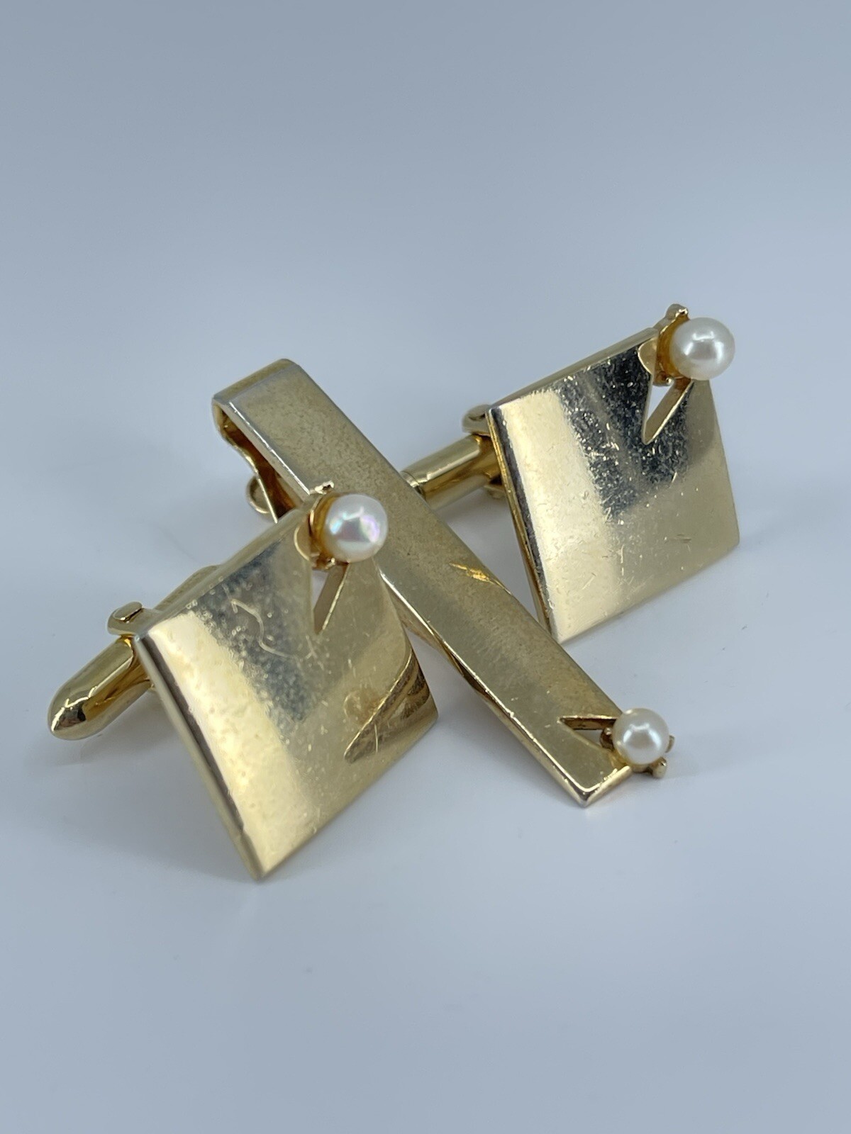 vintage Swank Pearl cufflinks and tie clip bar set square polished gold tone