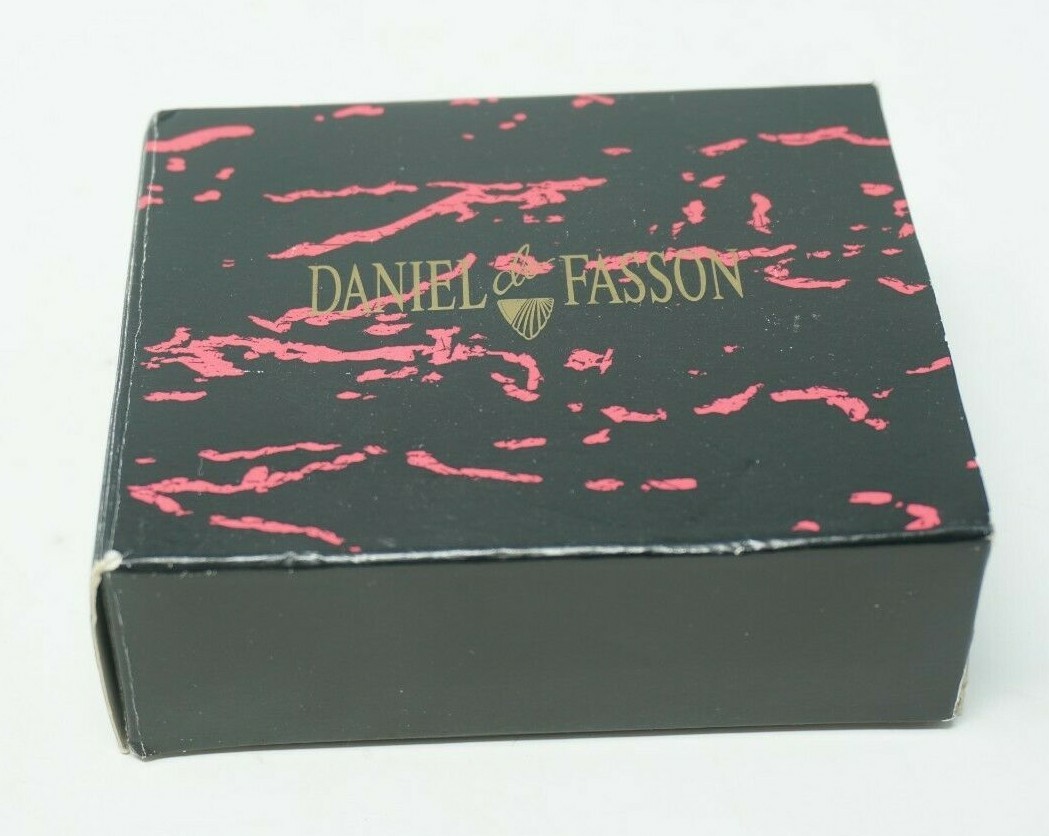 Daniel de Fasson Yellow Rhinestone Gold Tone Earrings Clip On Star Sunburst