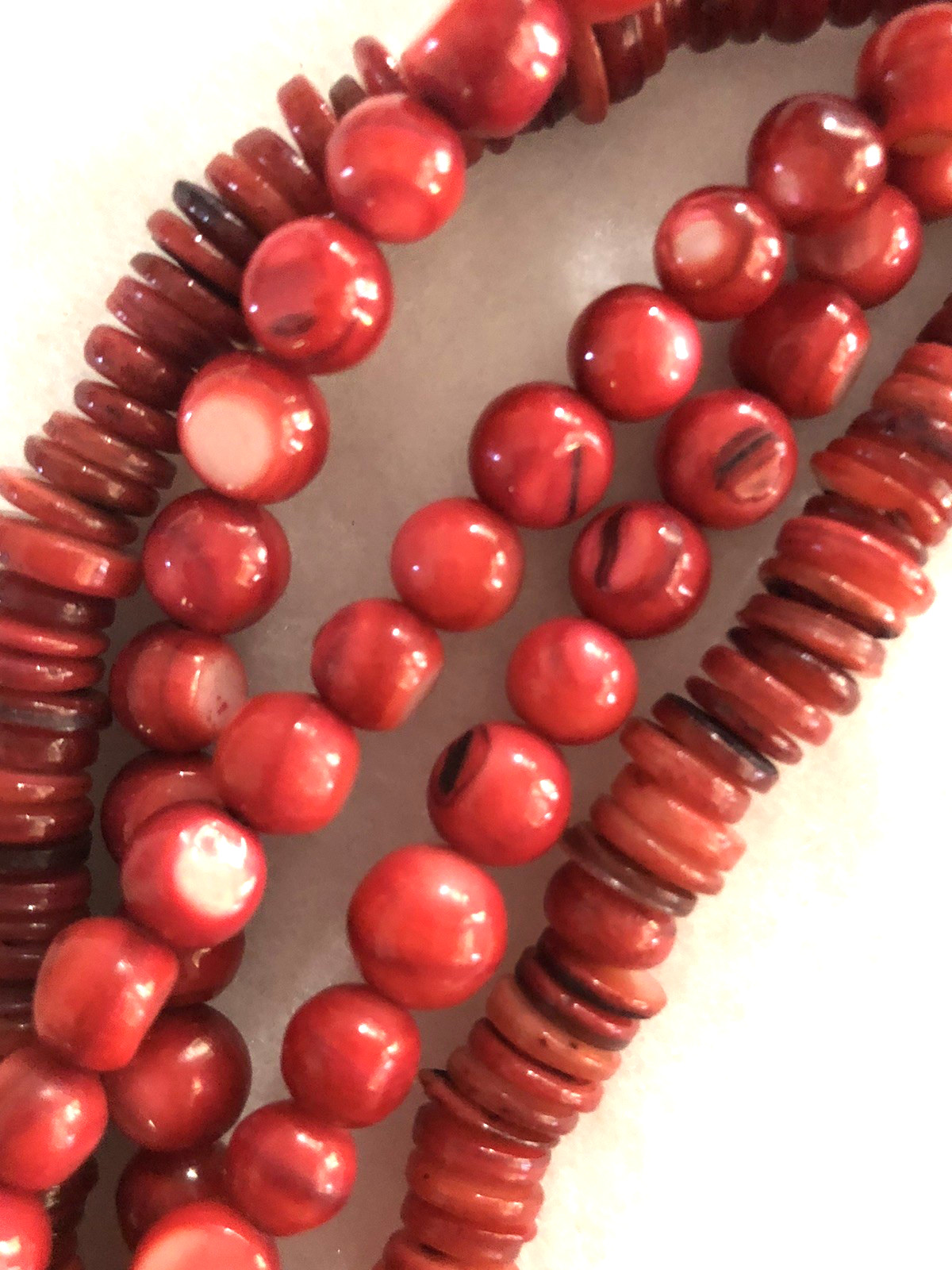VINTAGE MULTI STRAND NATURAL RED BEADED CORAL NECKLACE 20″