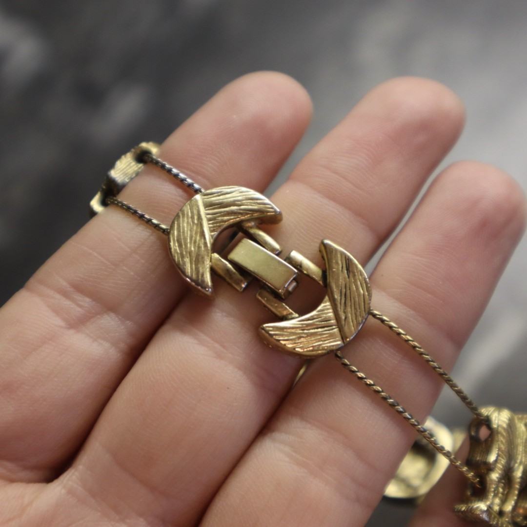 Vintage Slide Safari Animals Charm Bracelet Gold Tone Metal