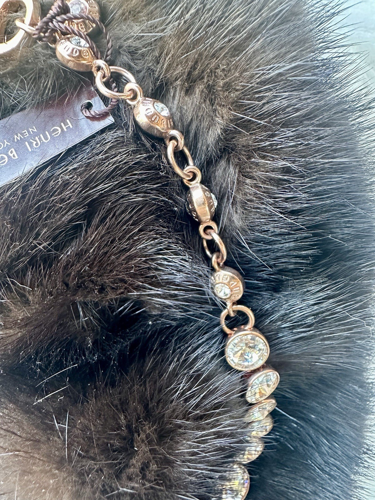 Henri Bendel Faceted Crystal Choker necklace Rare Gorgeous New Rose Gold Tone