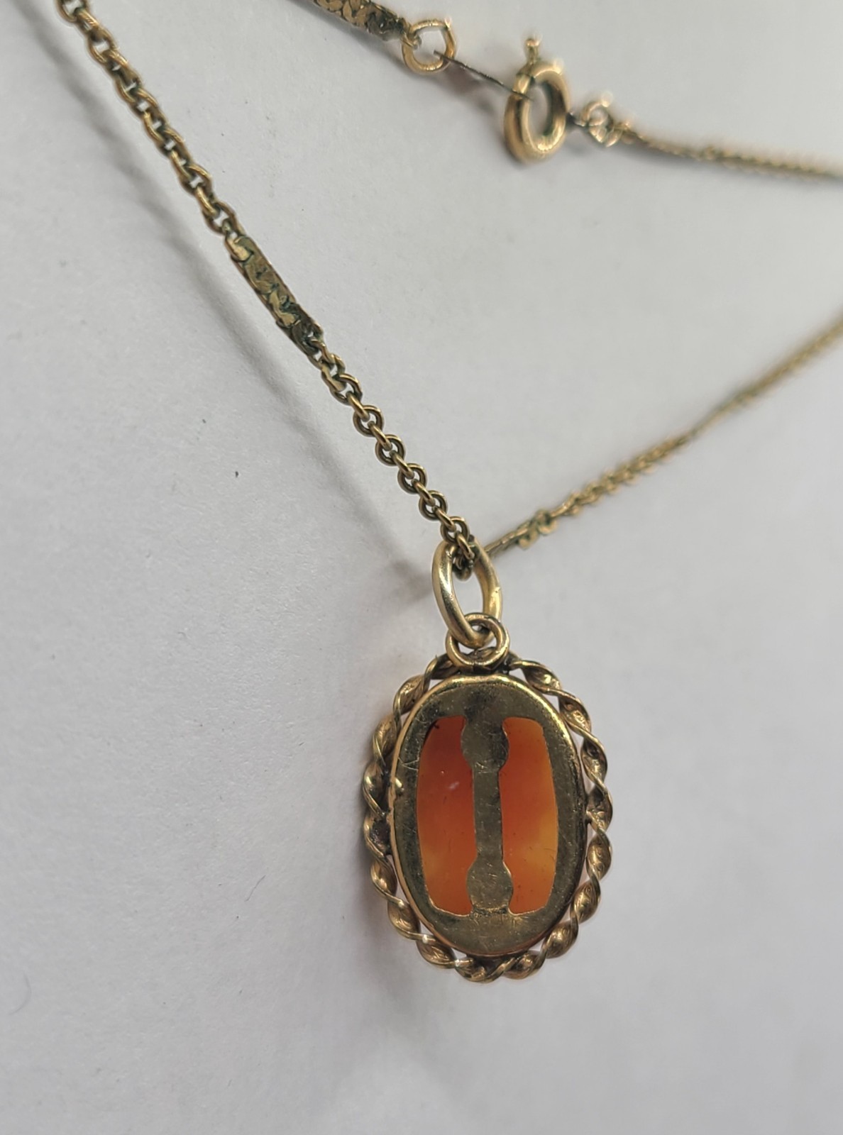 Vtg 1/20 12Kt Gold Filled Genuine Cameo 19″ Necklace Signed “ELKA” 3/4″ Cameo