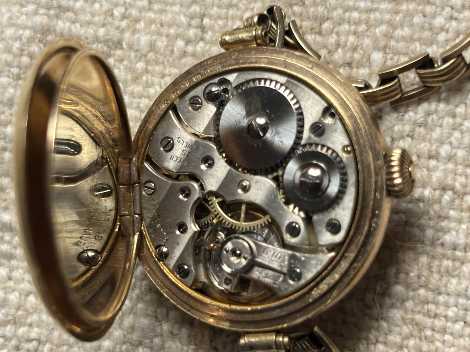 Vintage Gruen Womens 25 Year Gold Filled Wrist Watch RUNNING Manual WindUp 15jwl