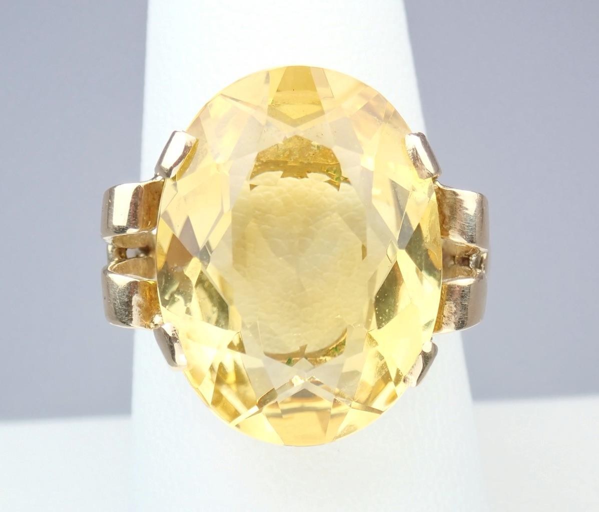 Beautiful Vintage Mid Century 9K Gold 13.3Ct Citrine Cocktail Ring 1960s Sz 8.25