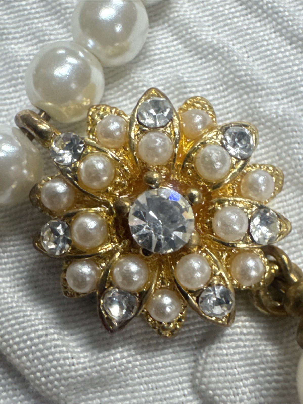 VINTAGE ANNE KLEIN Signed Faux Pearl Collar DESIGNER NECKLACE Sunburst Pendant