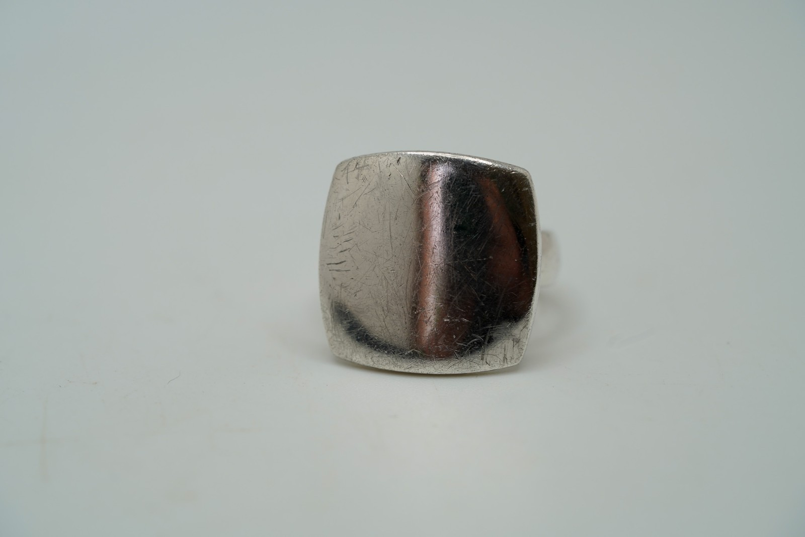 Vintage Sterling Silver 2cm Top Modernist Ring Size 8 JB48