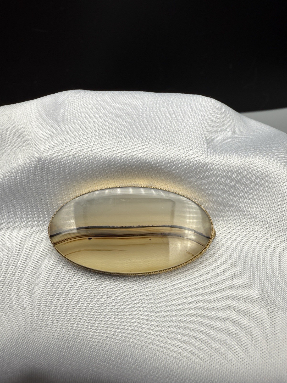 Brooch Pin Vintage Oval Banded Agate Gold Tone 4cm Long