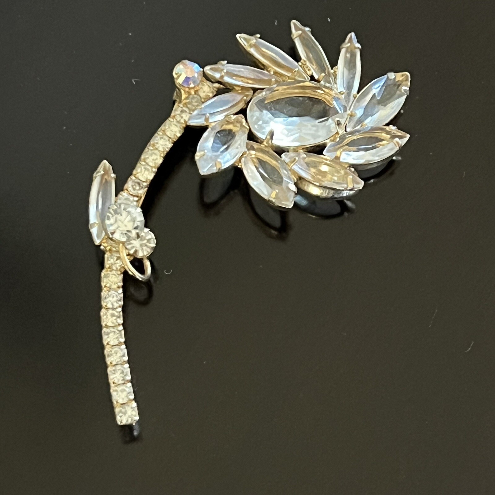 Vintage Clear Gass & Rhinestone Flower Stem Gold Tone Large Brooch Pin READ