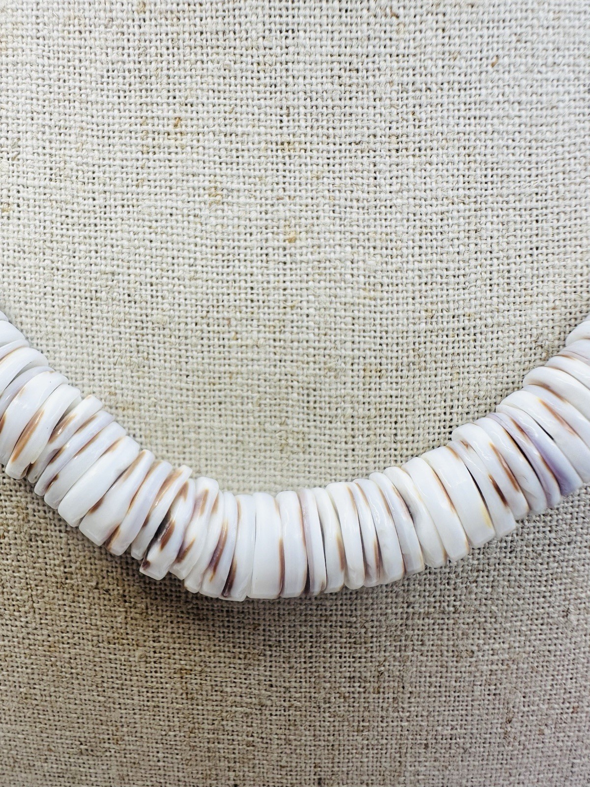 Vintage Shell Necklace 17.5” 10mm