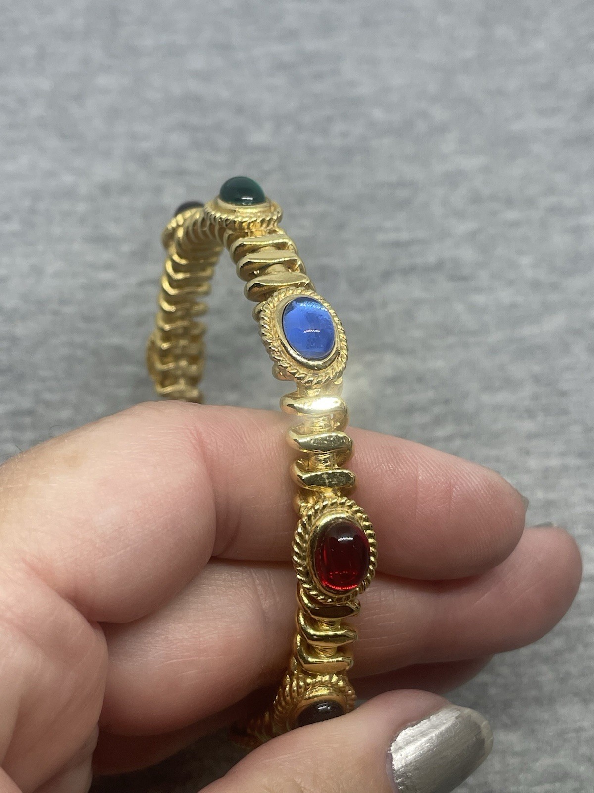 Vintage GoldTone Gripoix Multicolor Glass Cabochons 7.67” Bangle Bracelet