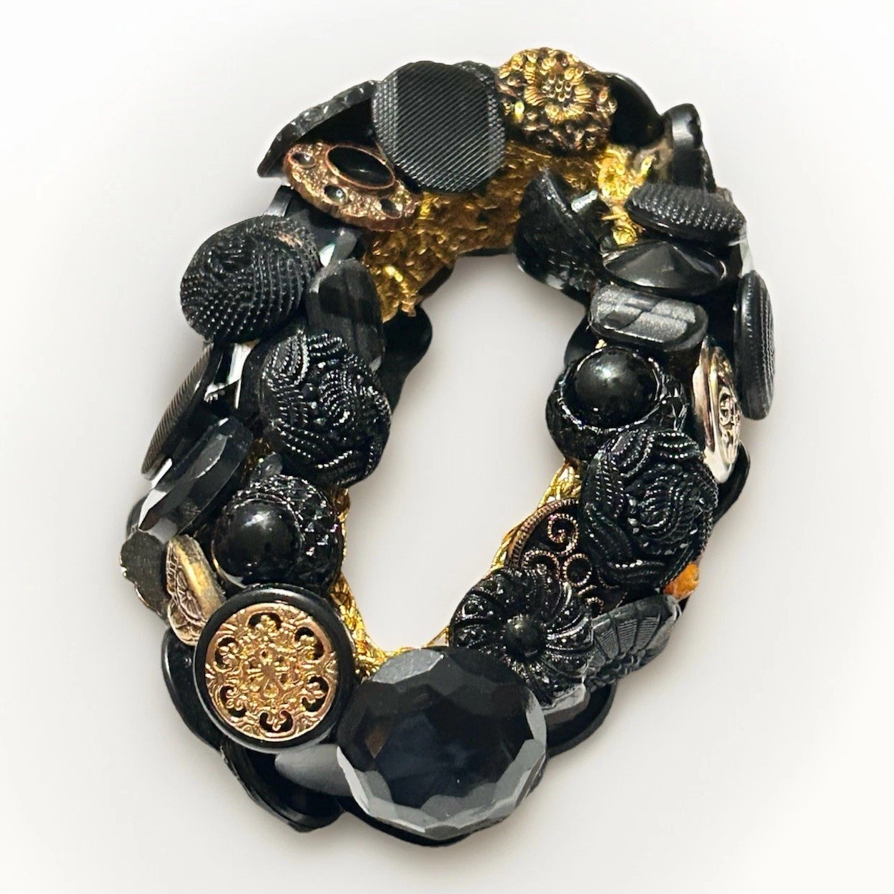 VTG 70s Mid-Century Buttons Treasure Bracelet Crochet Black/Gold Victorian Style