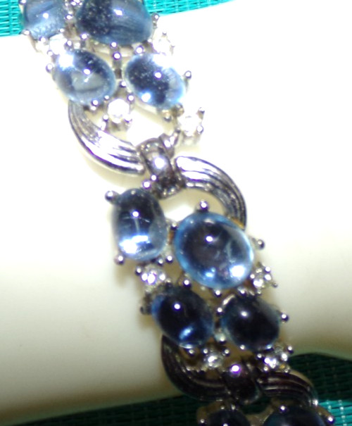 (RARELY USED)—signed CROWN TRIFARI moonstone type bracelet-OMG!!