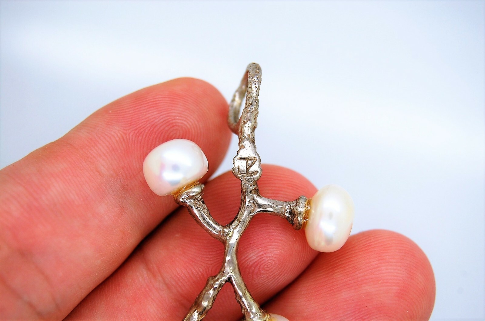 VINTAGE 925 STERLING SILVER JZ PEARL PENDANT