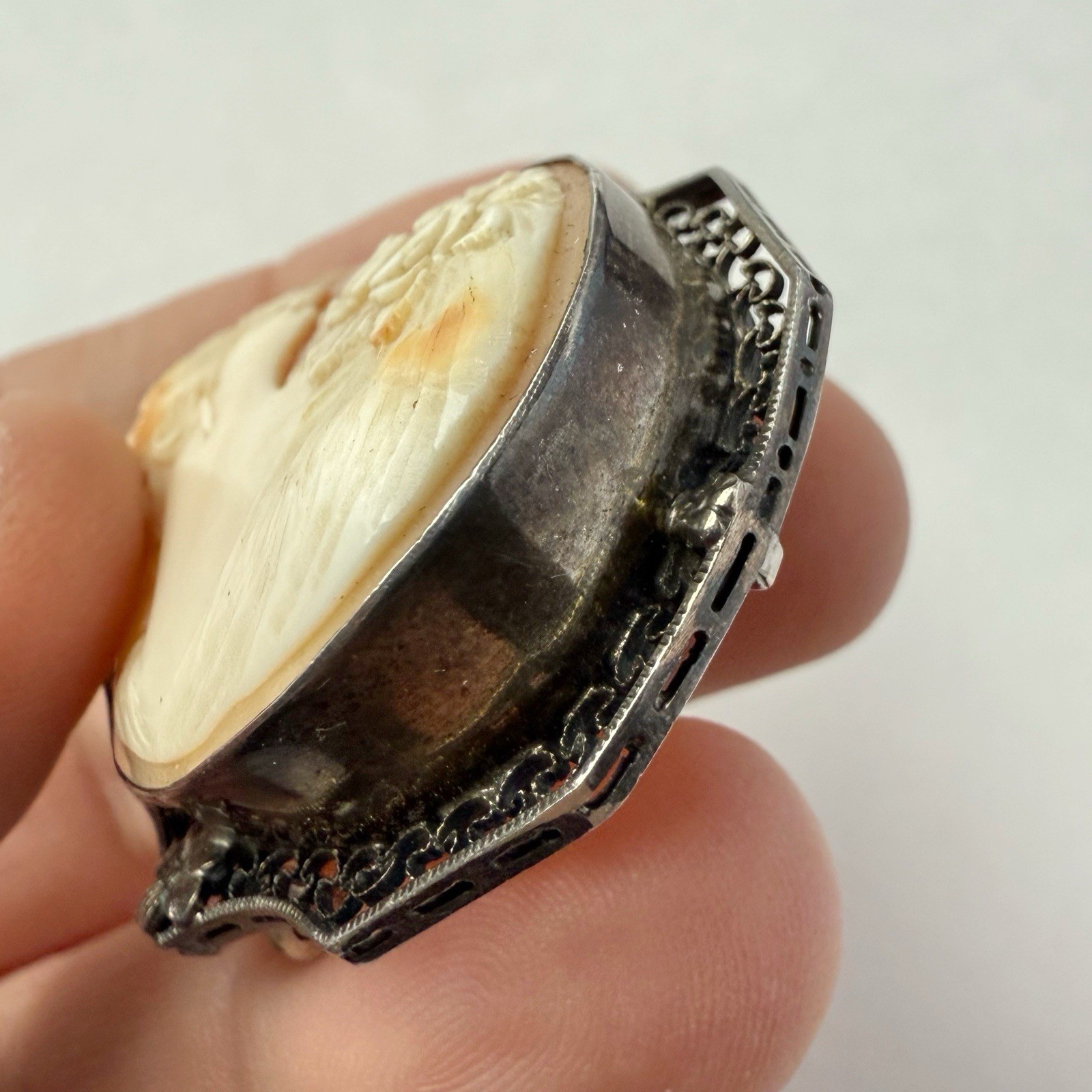 Antique Sterling Silver Carved Shell Victorian Lady Portrait Cameo Brooch Pin