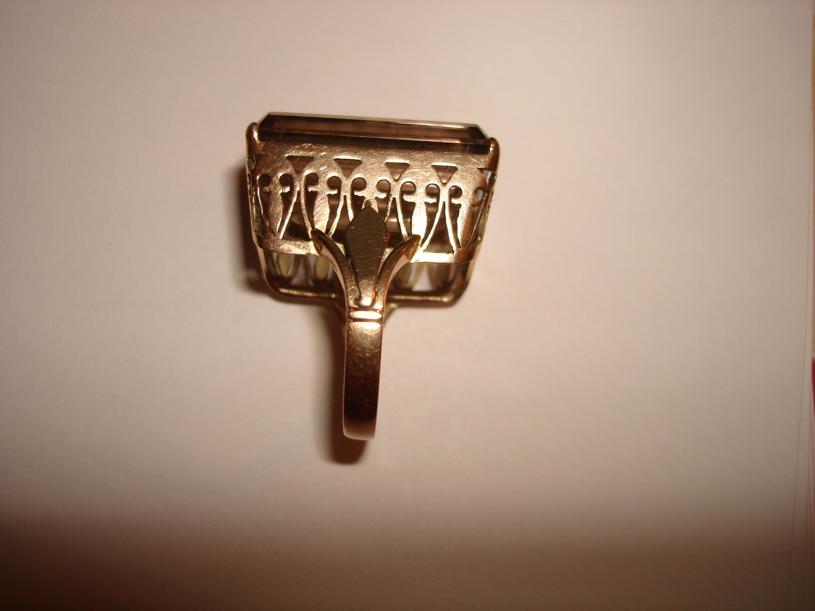 VINTAGE HUGE NICE 14 KARAT YELLOW GOLD HUGE EMERALD CUT SMOKEY QUARTZ RING 9