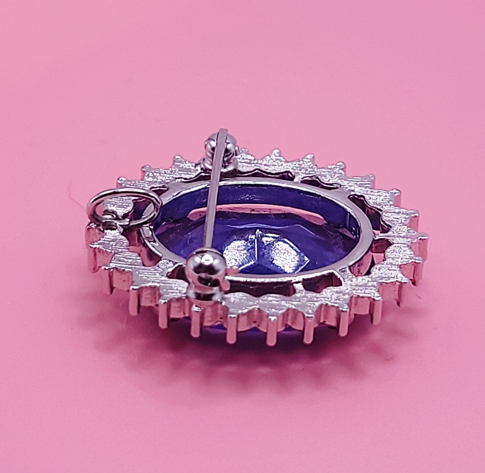 Vtg Avon Creation in Blue Faux Sapphire Rhinestone Convertible Brooch Pendant 72