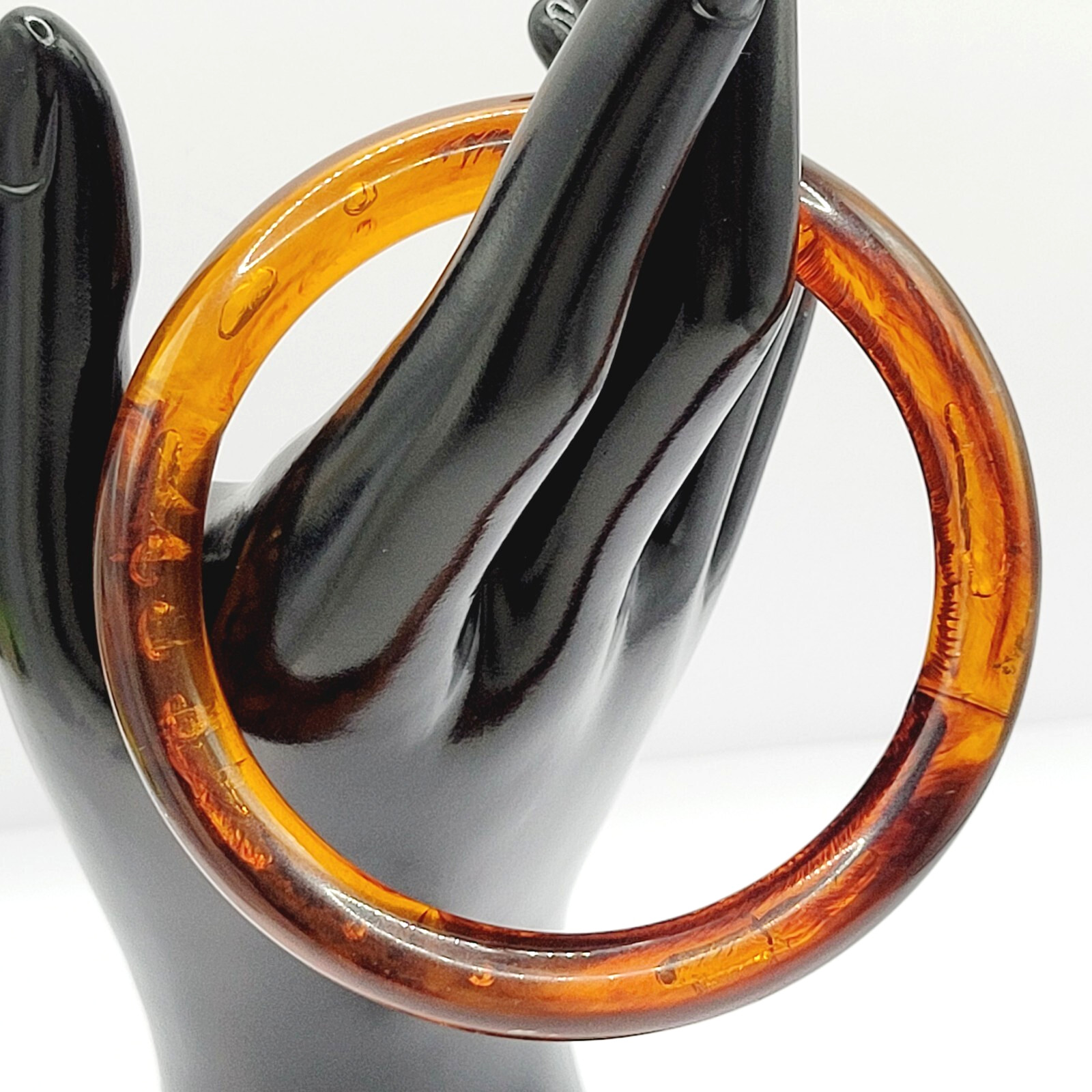 Classic Retro Faux T Shell Acrylic Bangle Bracelet Vintage 1980s with Bubbles