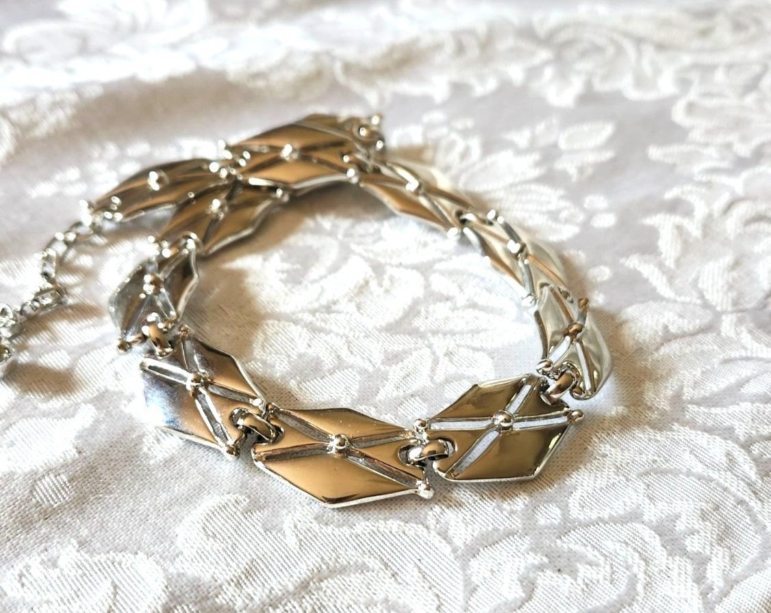 Vintage Trifari MCM Silver Tone Modernist Geometric Necklace Business Casual