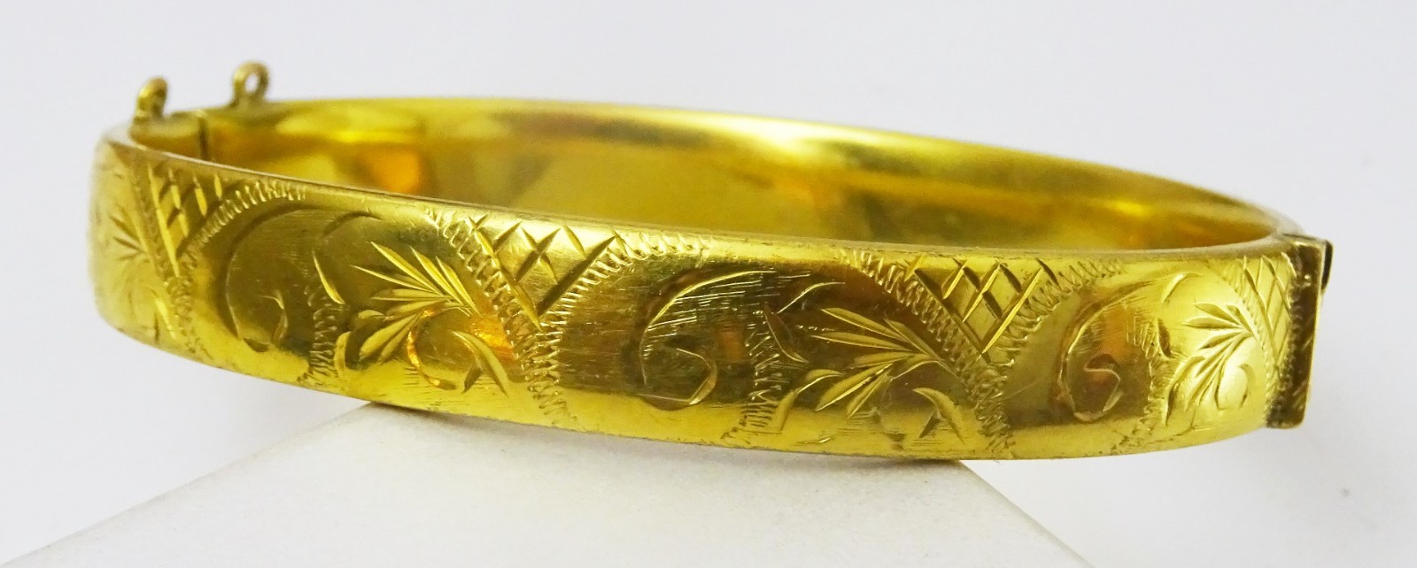 Vintage Bracelet 9 karat Gold over Metal core