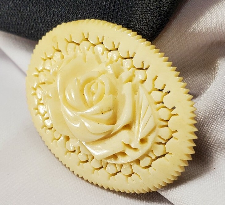 Vintage Made in Taiwan Carved Rose Plastic Pin
