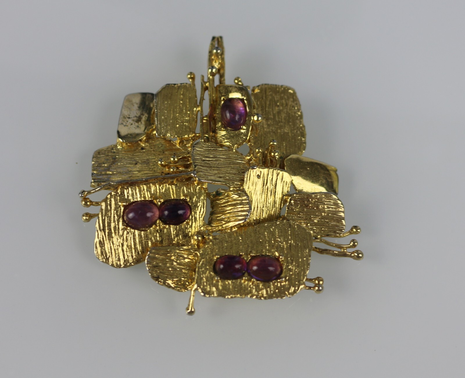 Vintage 1971 Grosse Germany Dior Designer Gold-tone Amethyst Purple Pendant