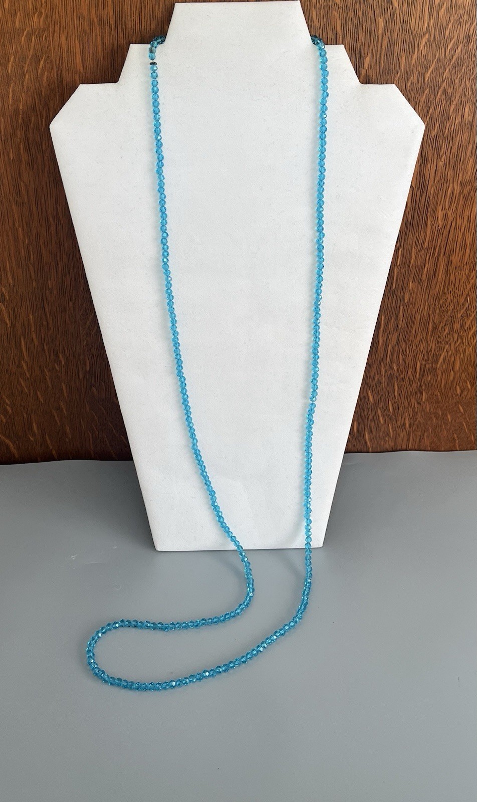 VTG 40” Single Strand Tiny Turquoise Crystal Beaded Slip On Necklace No Clasp