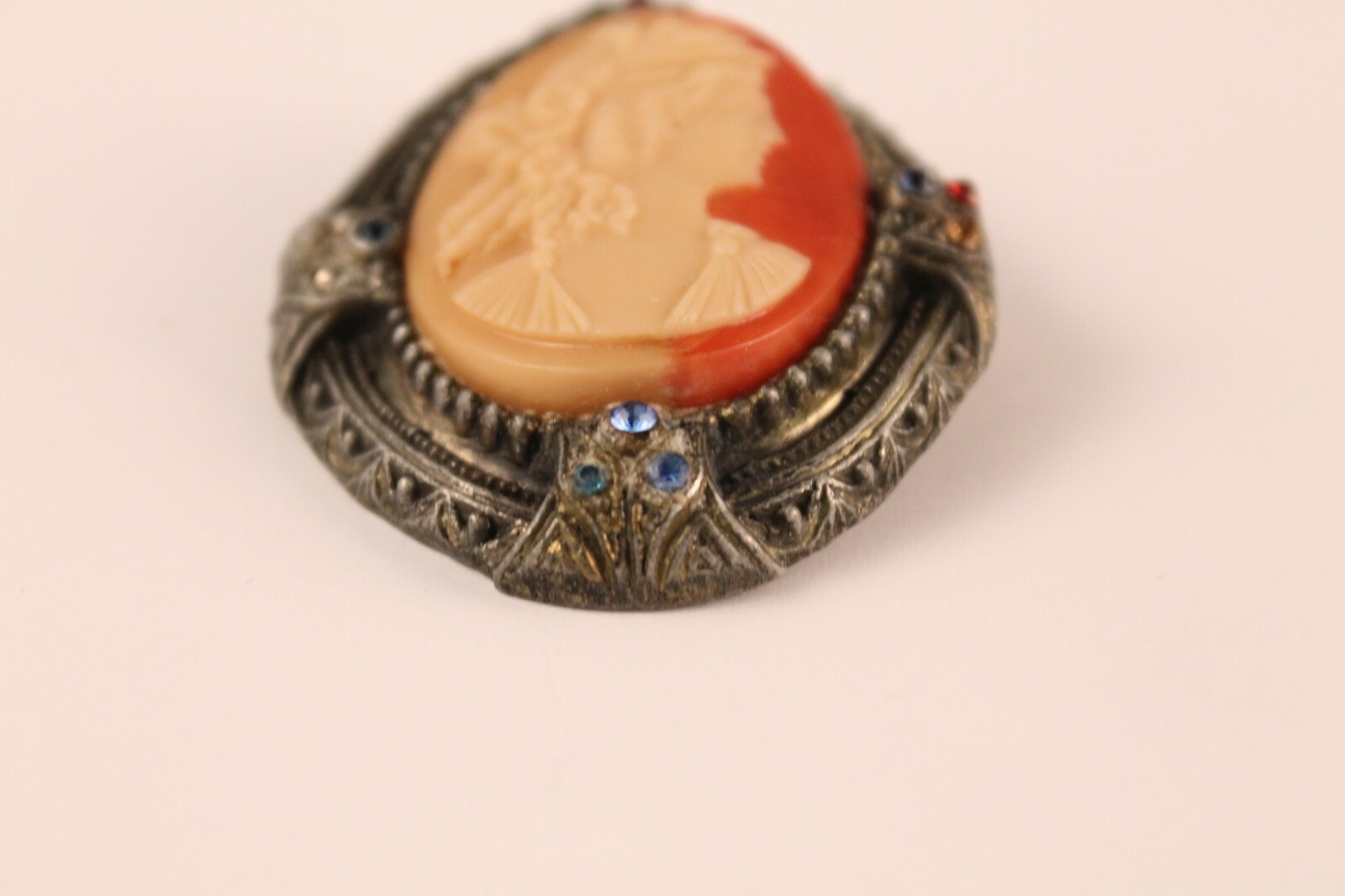 Cameo Brooch New England Glass Works 1930’s