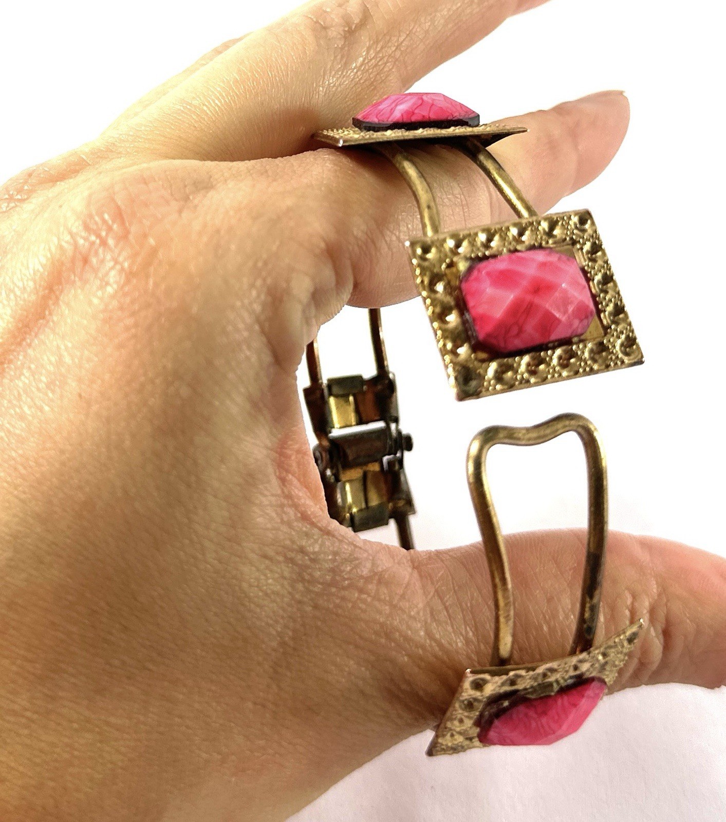 Vtg Brass Tone Cuff Bracelet Pink Jewels & Matching Adjustable Ring