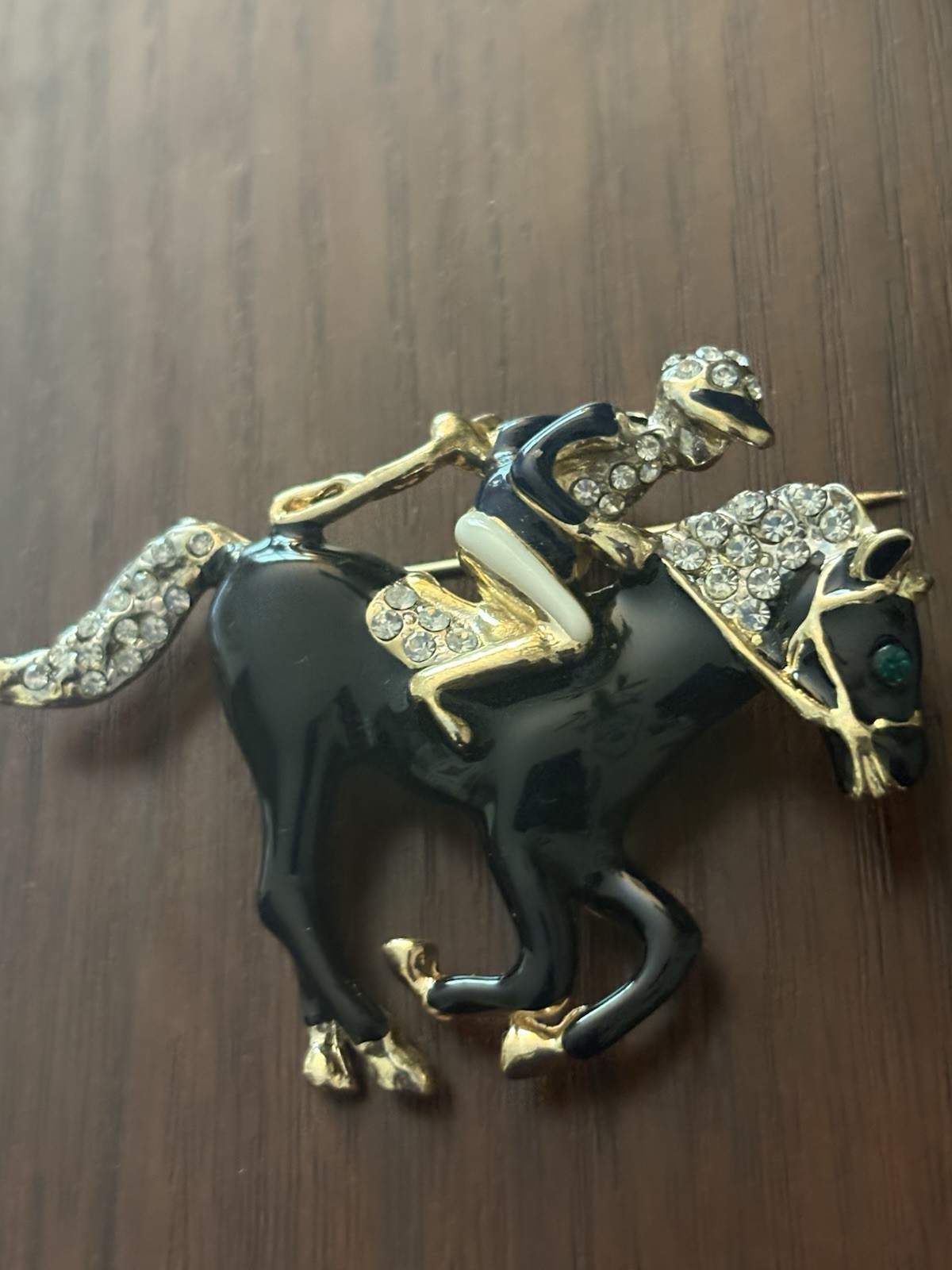 Vintage Horse Riding Brooch Equestrian Rhinestones Enamel figural 2.5”￼