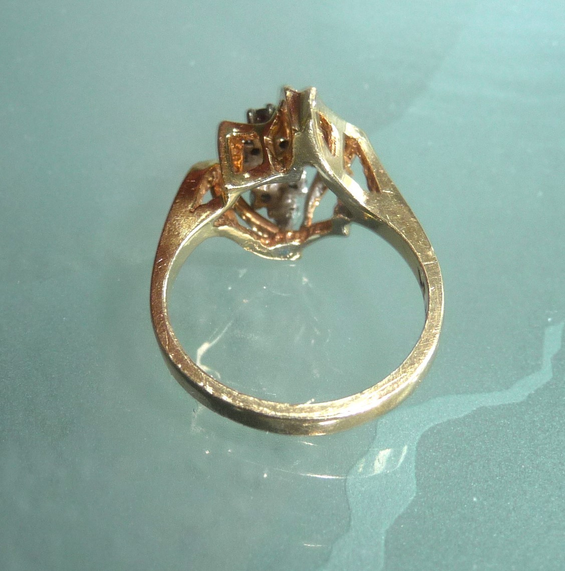 GORGEOUS ESTATE VINTAGE DESIGNER VR 14K YELLOW GOLD DIAMOND CLUSTER RING!