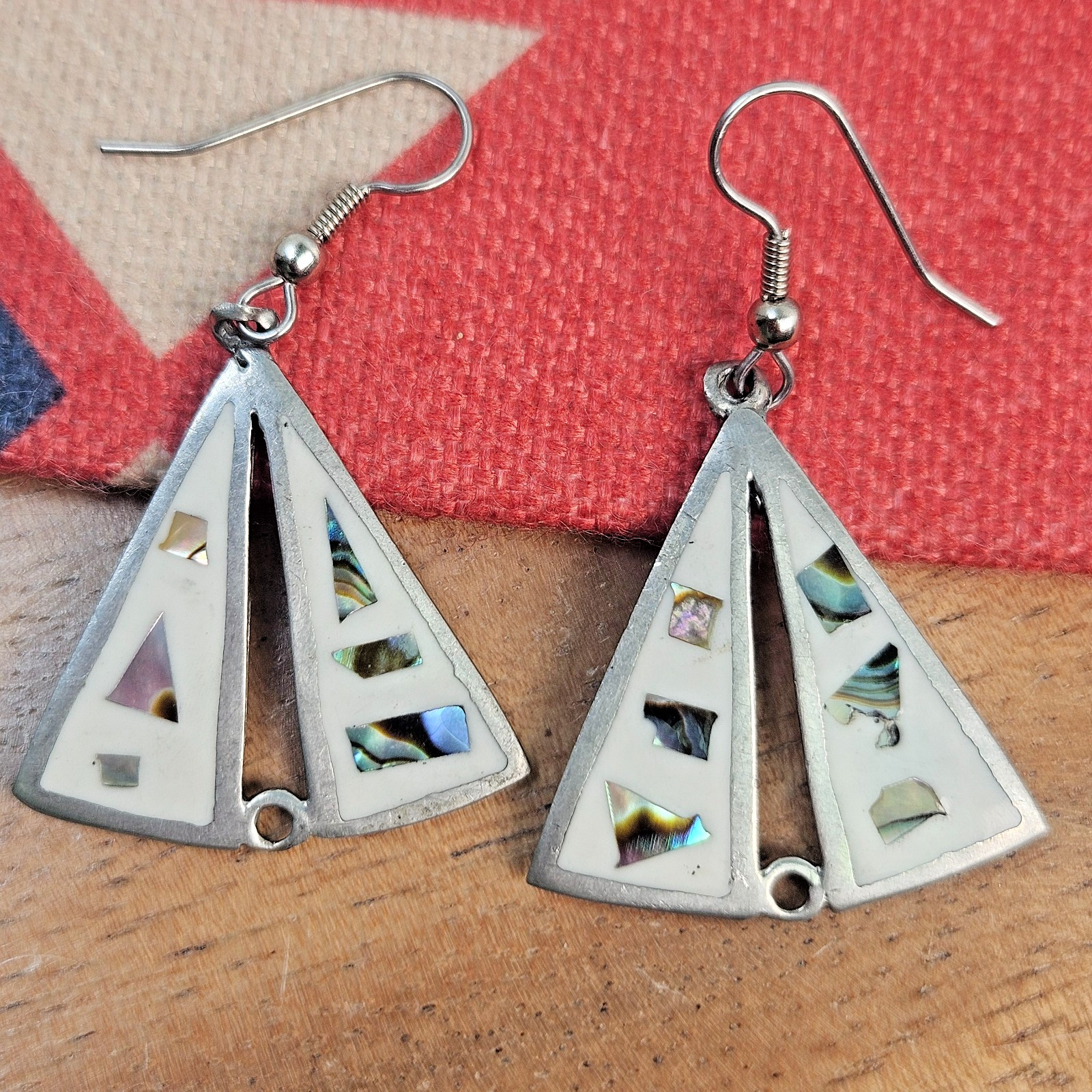 Vintage ALIA Mexico Abalone Inlay on White Enamel Alpaca Silver Dangle Earrings