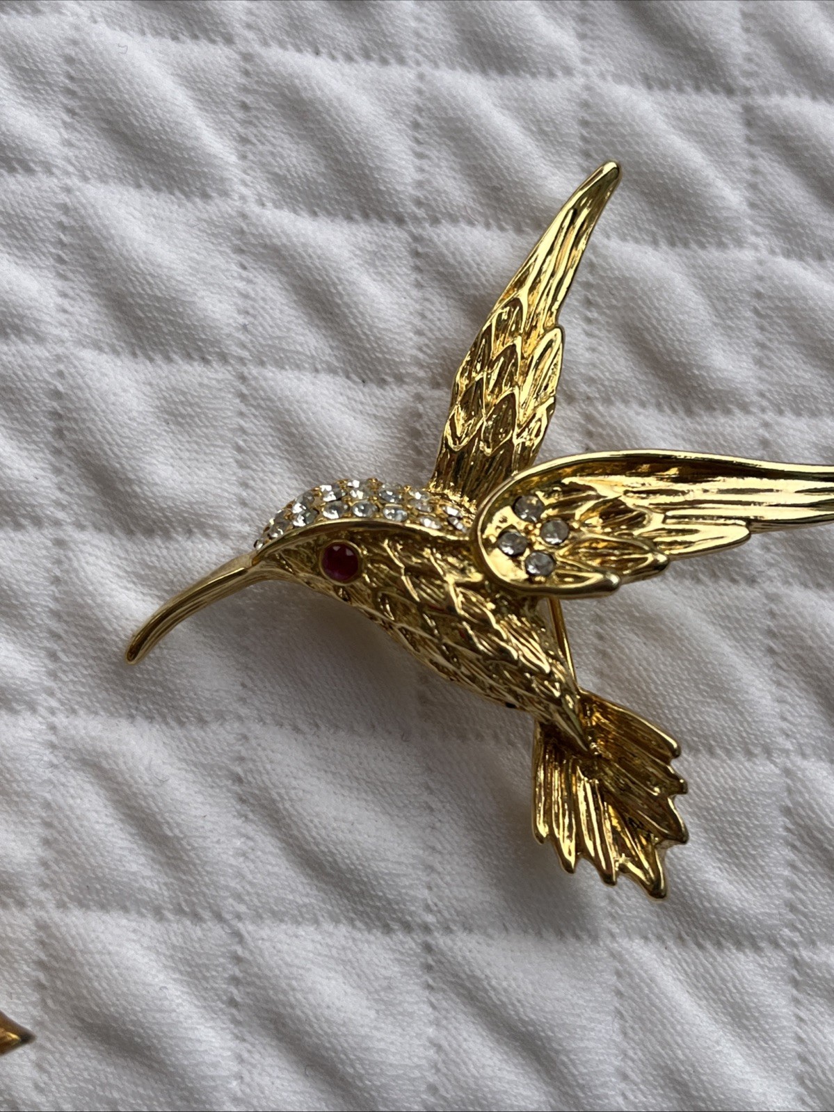 vintage hummingbird Christmas Tree Whimsical Brooch’s