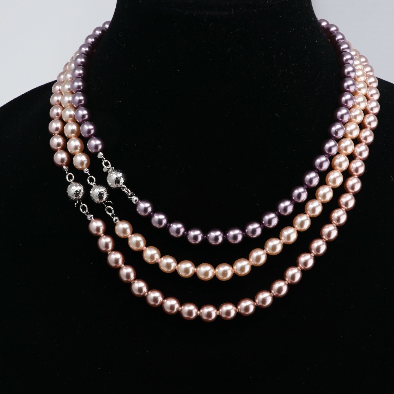Kenneth Jay Lane 3 Strand 17″ 18″ 19″ Cream Champagne Orchid Faux Pearl Necklace
