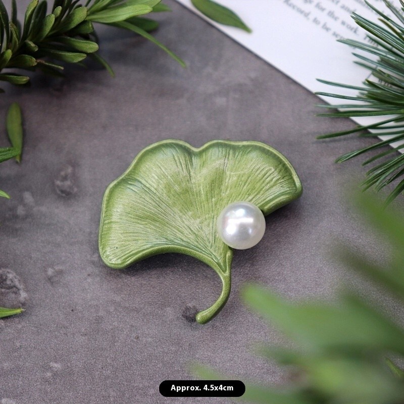 Vintage Green Color Plant Pearls Brooch Pin Flower Brooch For Women Jewelry Gift