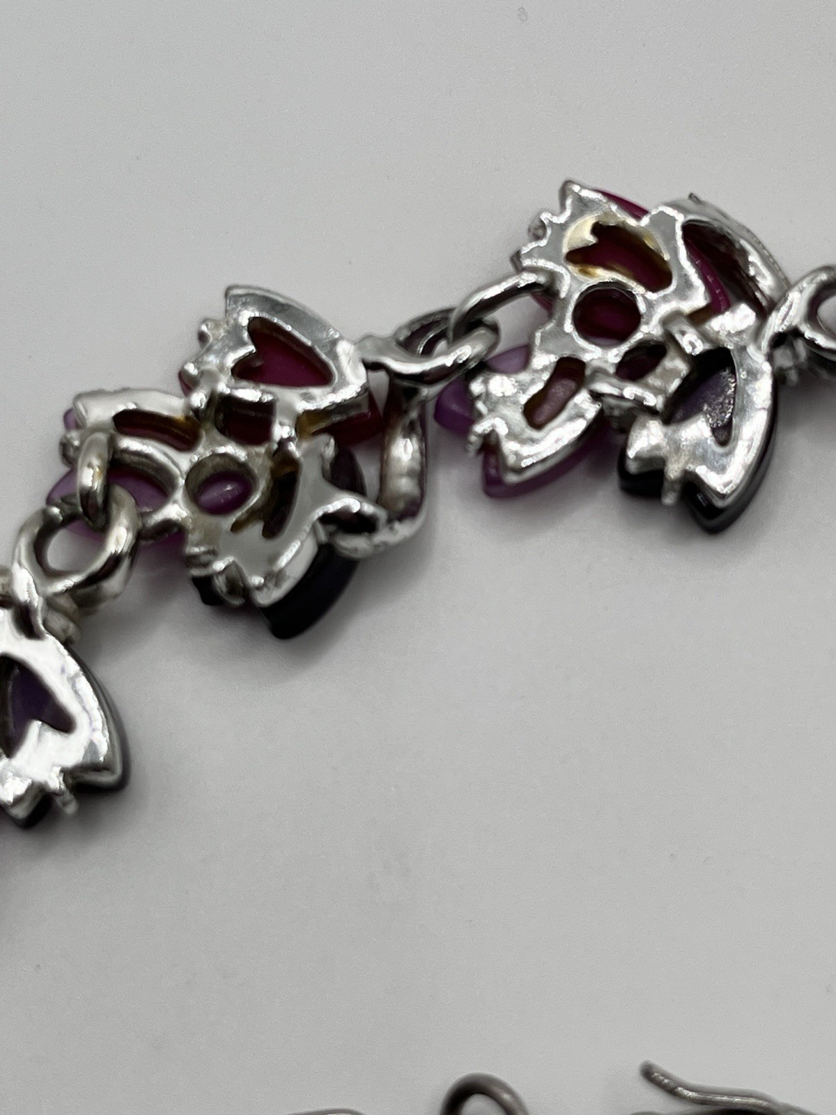 Vintage Purple Pink Fuscia Thermoset Choker Necklace Silver Tone Dainty 14-15”
