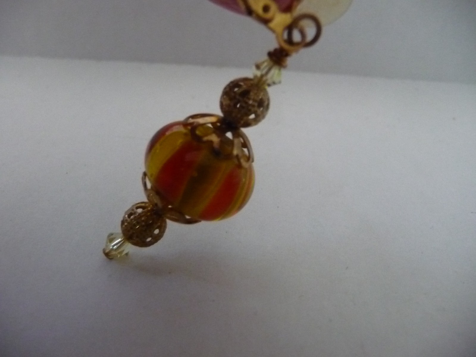 1 1/4”L DANGLE MURANO STRIPED GLASS GOLD TONE PIERCED EARRINGS #20/12