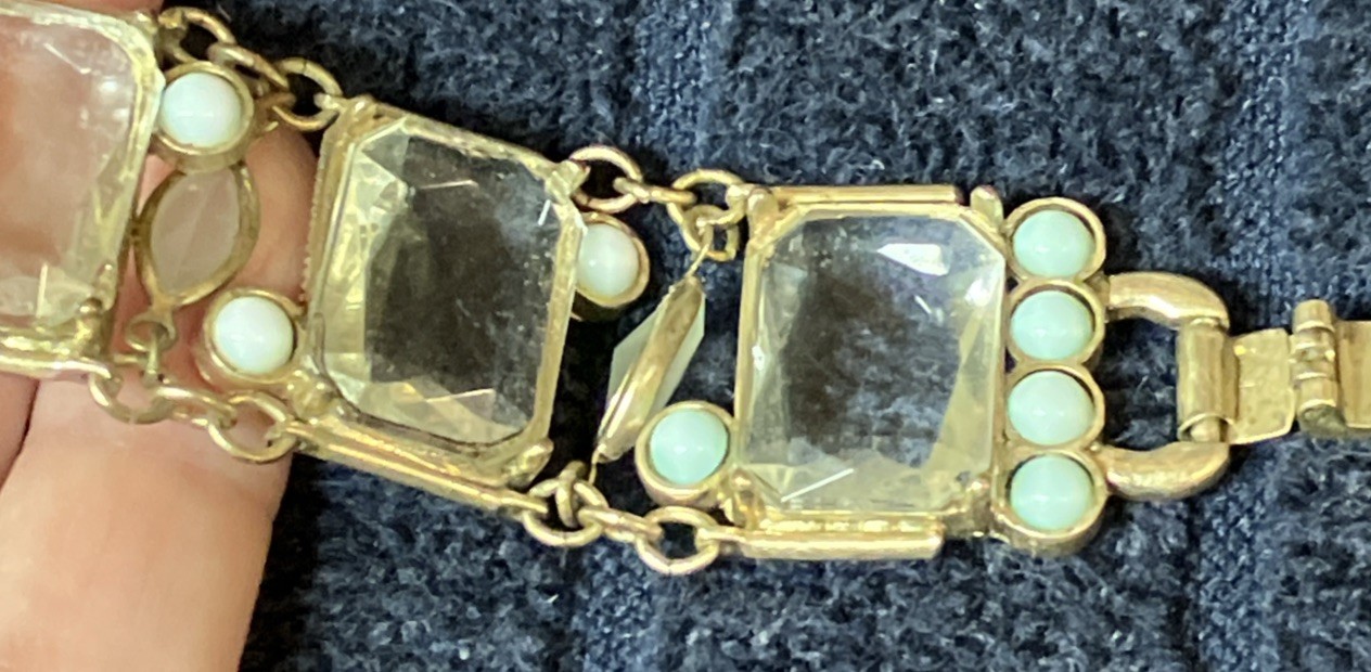 Vntge “Rock Crystal” Lucite/Acrylic Bracelet Rectangle Clear Faceted Panels 7.5”